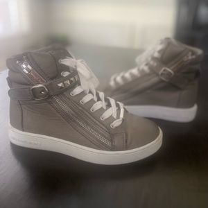 Michael Kors shoes size 2